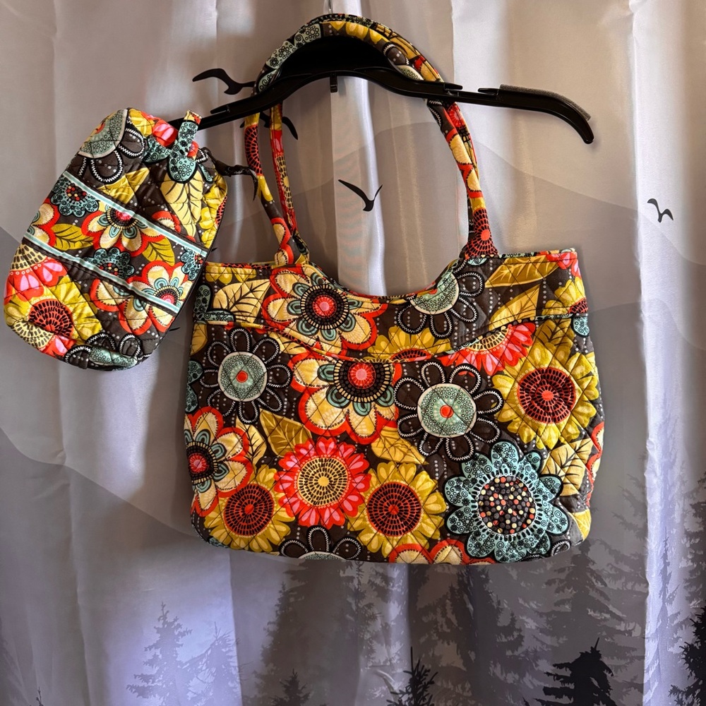 Vera Bradley Flower Shower Quilted Purse Bag and Makeup Case SET Retired